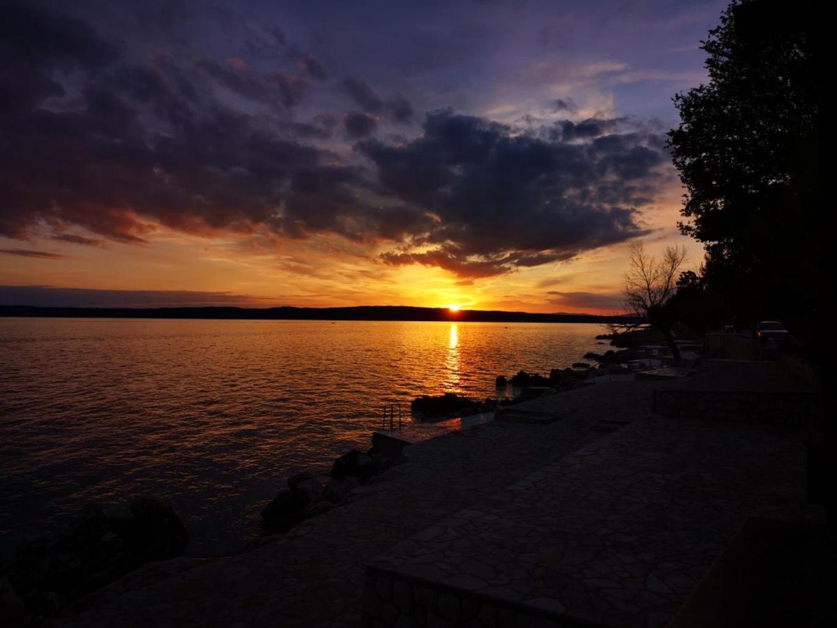 Azur Bed & Breakfast Novi Vinodolski Bagian luar foto