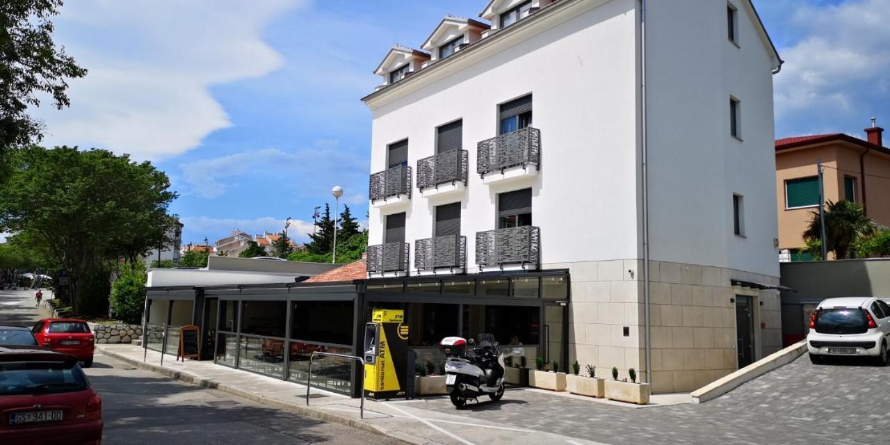 Azur Bed & Breakfast Novi Vinodolski Bagian luar foto