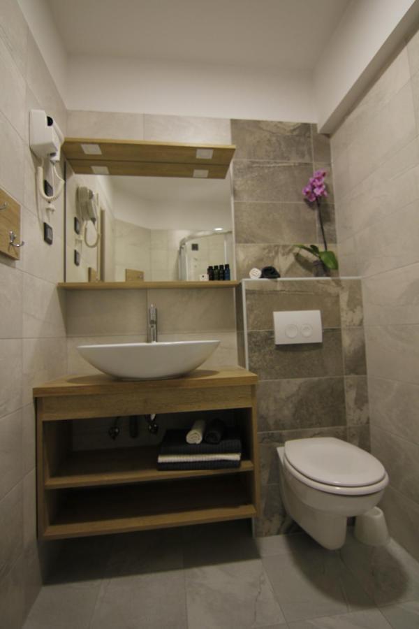 Azur Bed & Breakfast Novi Vinodolski Bagian luar foto