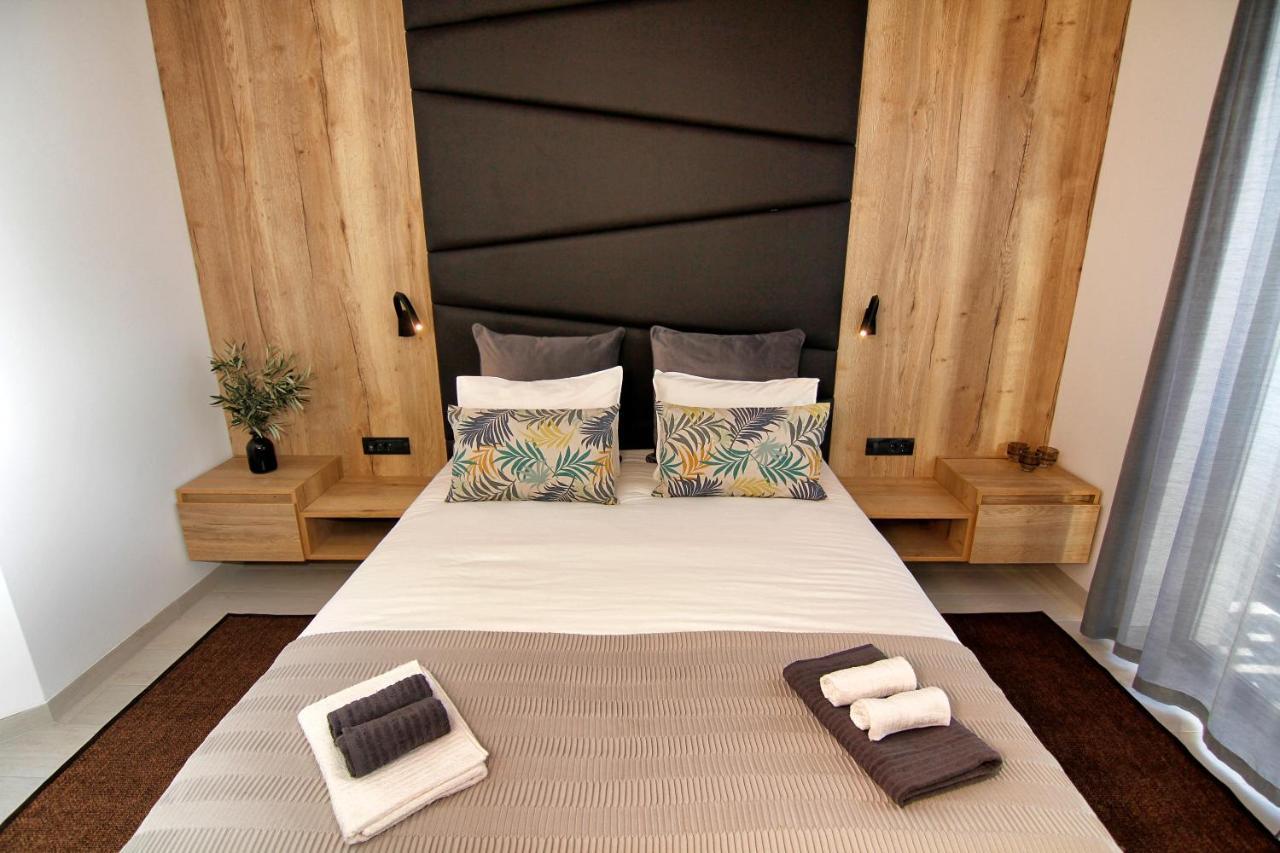 Azur Bed & Breakfast Novi Vinodolski Bagian luar foto