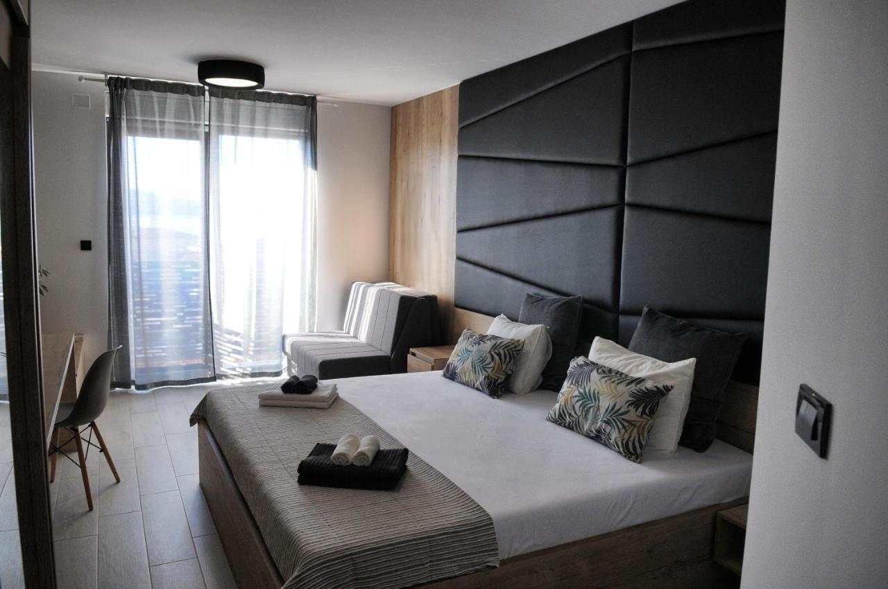 Azur Bed & Breakfast Novi Vinodolski Bagian luar foto