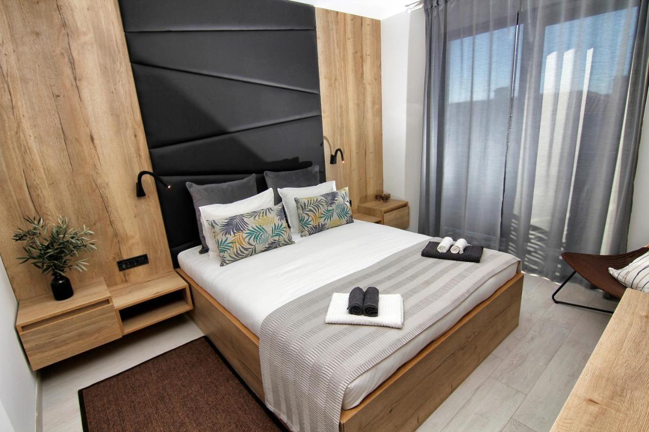 Azur Bed & Breakfast Novi Vinodolski Bagian luar foto