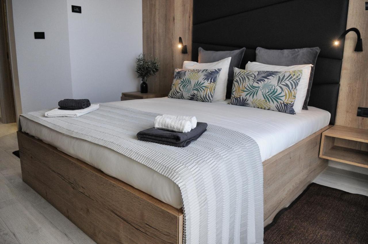 Azur Bed & Breakfast Novi Vinodolski Bagian luar foto