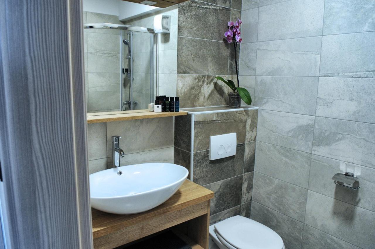 Azur Bed & Breakfast Novi Vinodolski Bagian luar foto