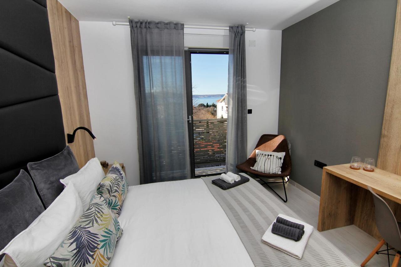 Azur Bed & Breakfast Novi Vinodolski Bagian luar foto